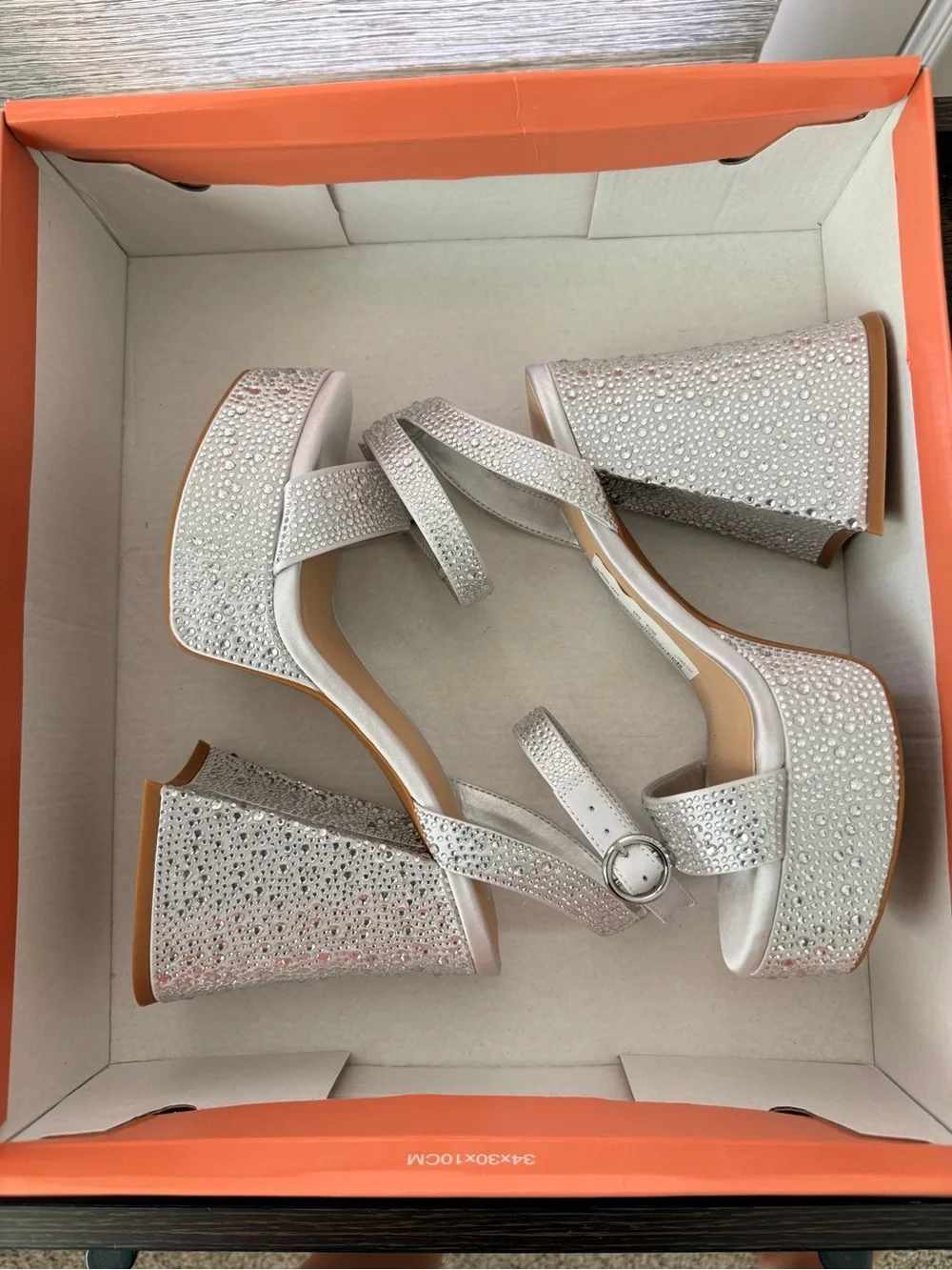 NIB GB Genna-Z Silver Rhinestone Platform Chunky Heels Size 6.5